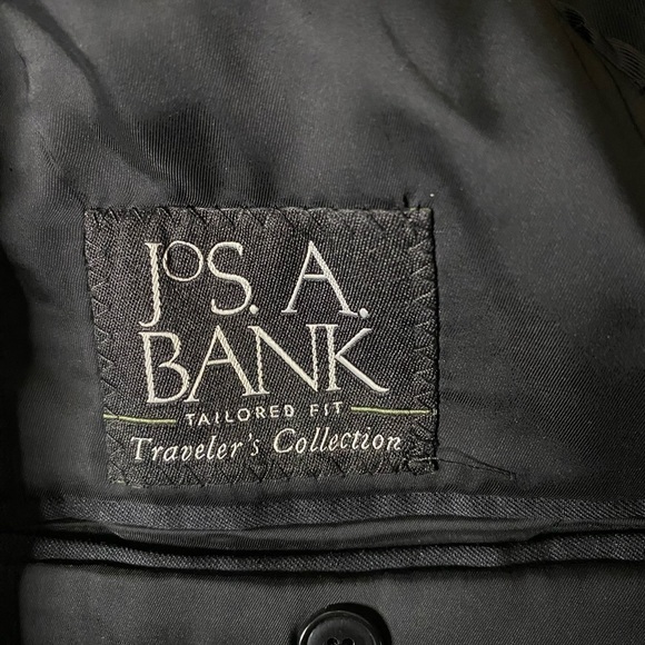 Jos A Bank Men’s Tailored Fit Travelers Collection Suit Jacket - Picture 5 of 12